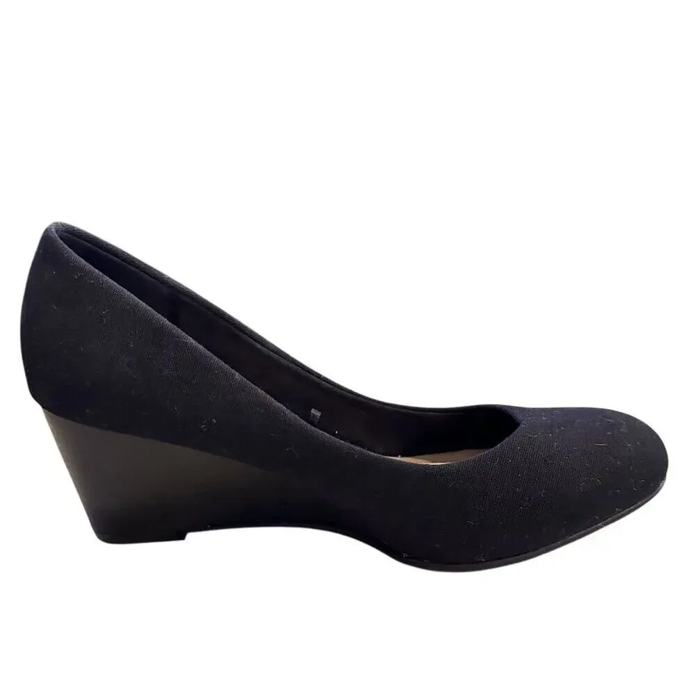 Seychelles Gertrude Women's Black Wedge Heels Size 7 Slip-On - Picture 3 of 11